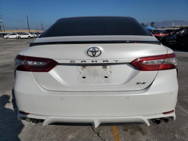 2018 TOYOTA CAMRY XSE - 4T1B61HK1JU146402