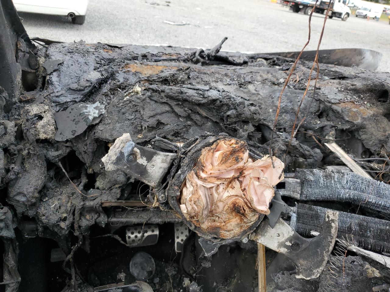 JEEP GRAND CHEROKEE SRT-8