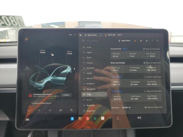 2022 TESLA MODEL Y 7SAYGAEE8NF359052