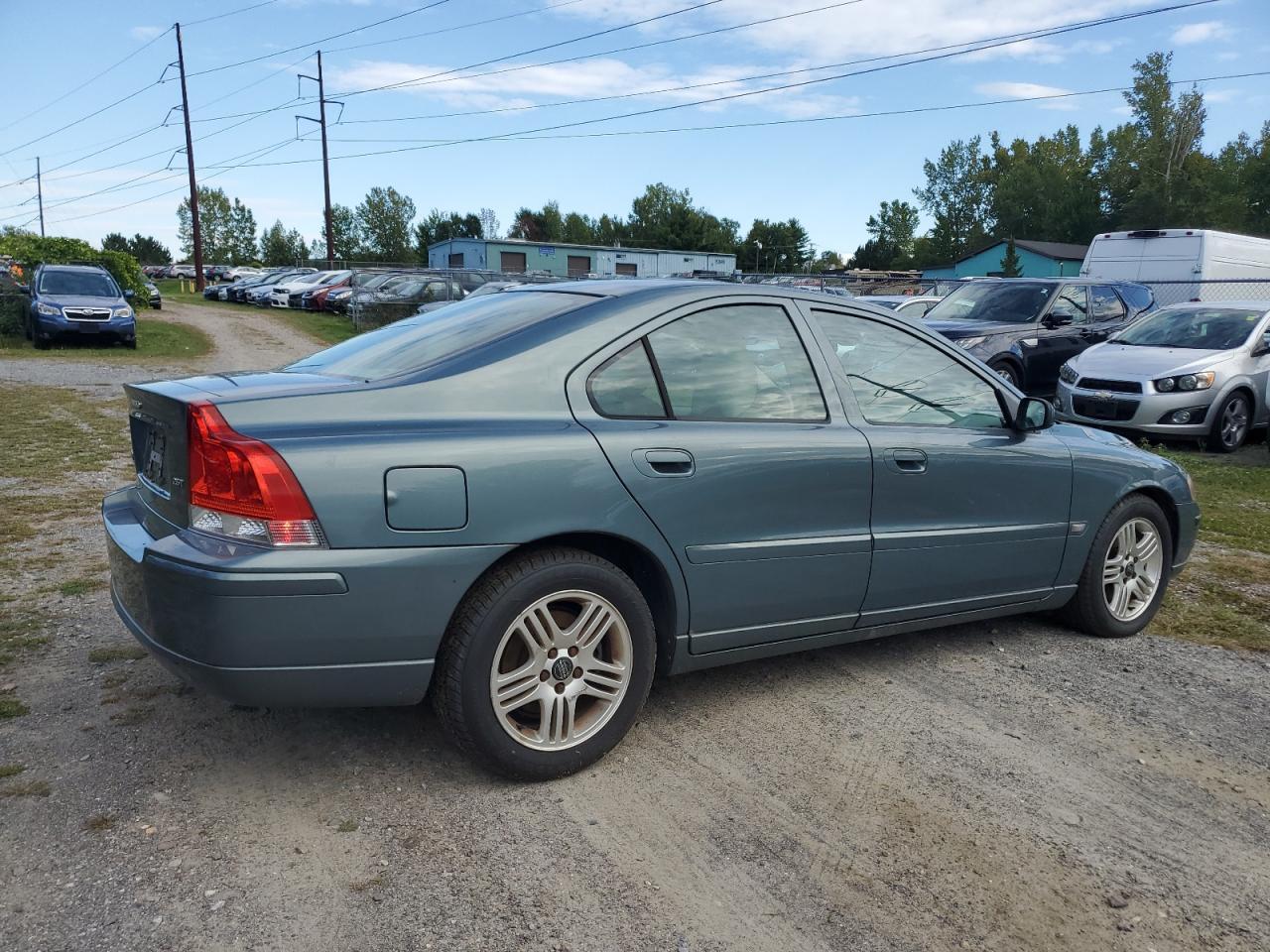 Lot #3240105541 2005 VOLVO S60 2.5T