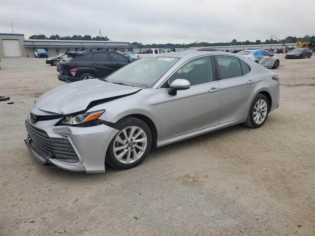 Global Auto Auctions: 2022 TOYOTA CAMRY LE