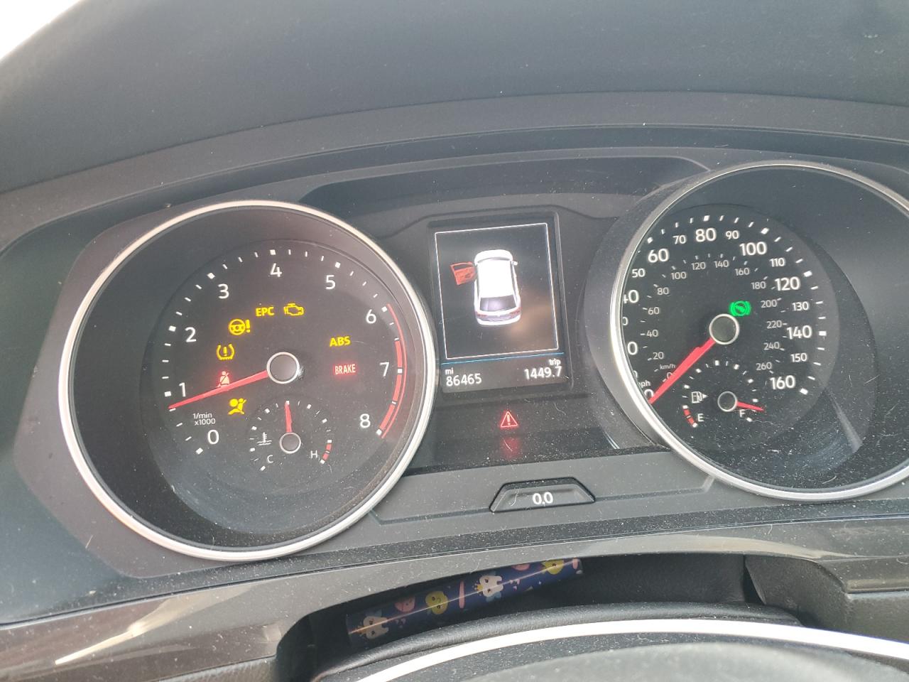 VOLKSWAGEN TIGUAN SE