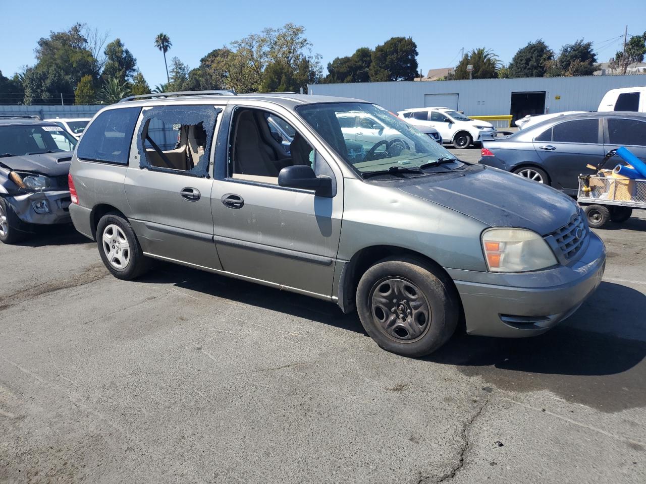 Lot #3310625825 2005 FORD FREESTAR SE
