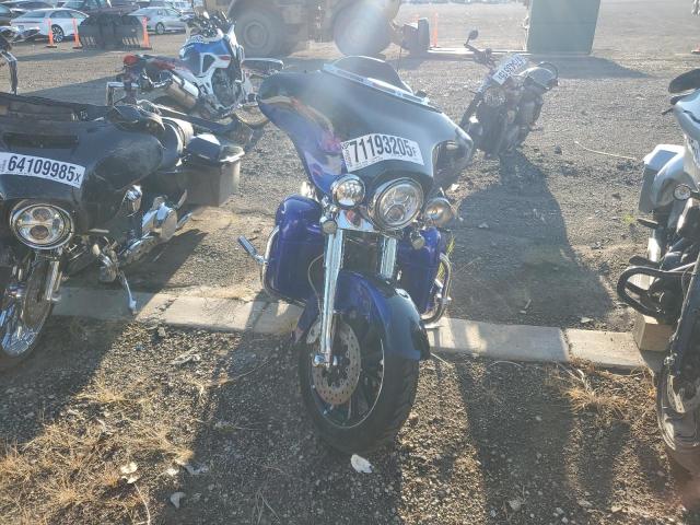 2011 HARLEY-DAVIDSON FLHTCUSE6 1HD1PR816BB955926