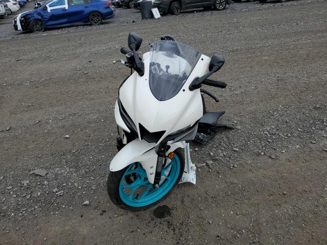 2024 YAMAHA YZFR3 A MH3RH18Y4RK017225