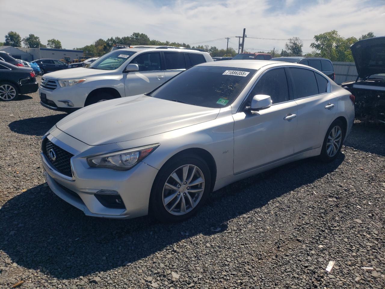 INFINITI Q50 PURE