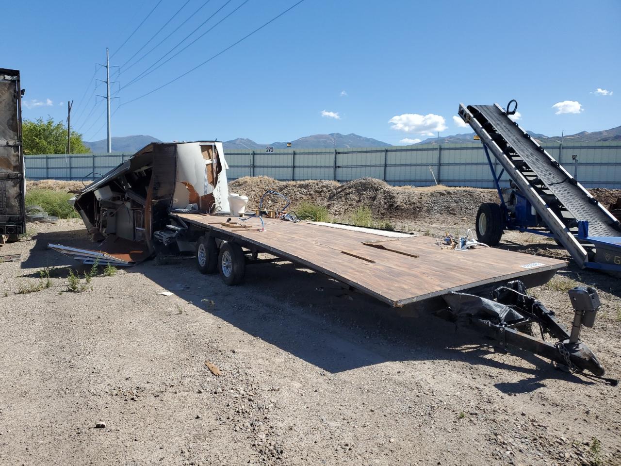 Lot #3248571262 2015 KEYSTONE PASSPORT