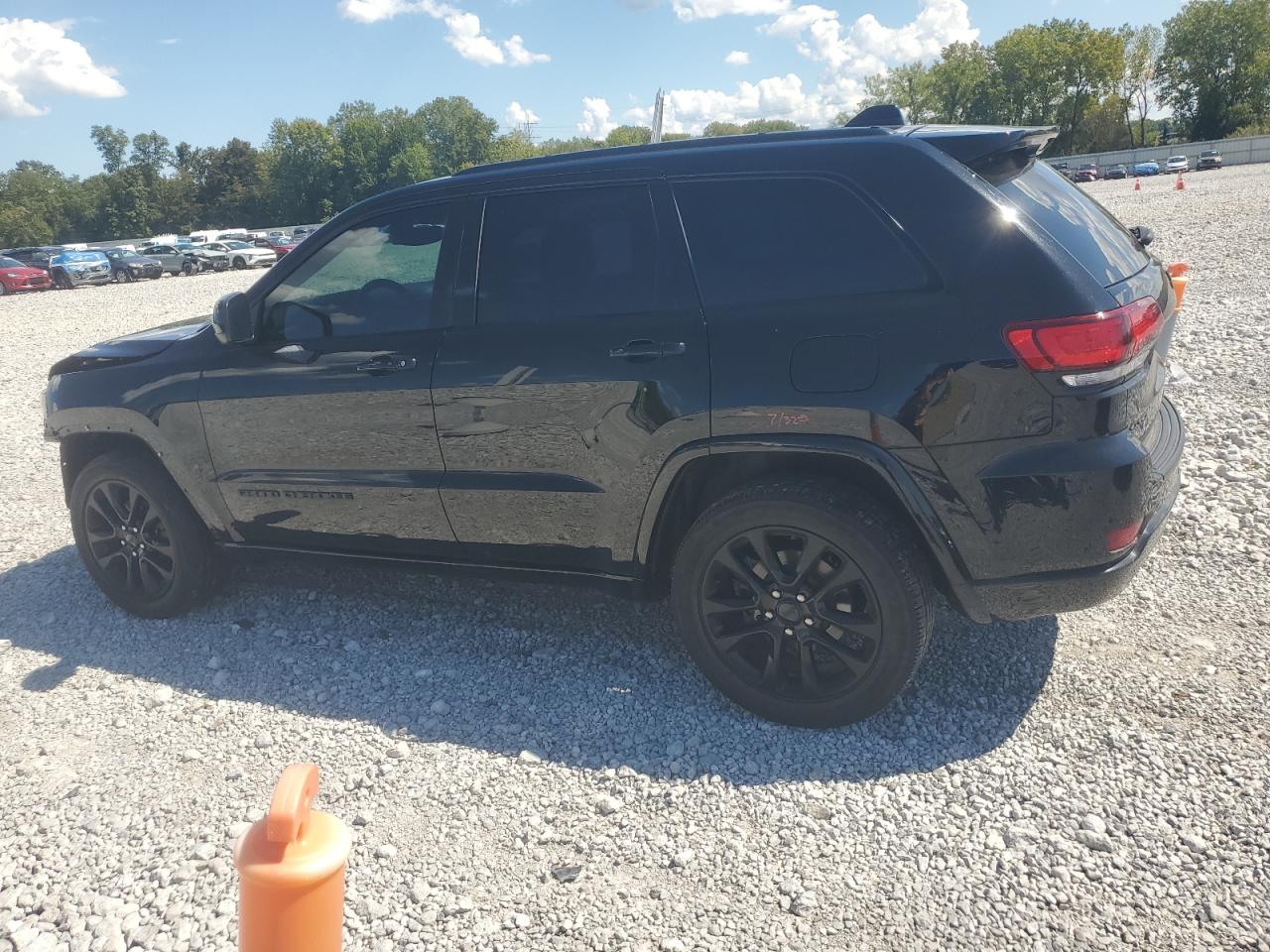 JEEP GRAND CHEROKEE LAREDO