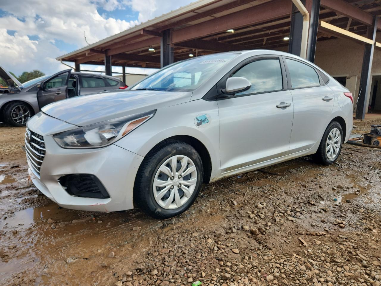 HYUNDAI ACCENT SE