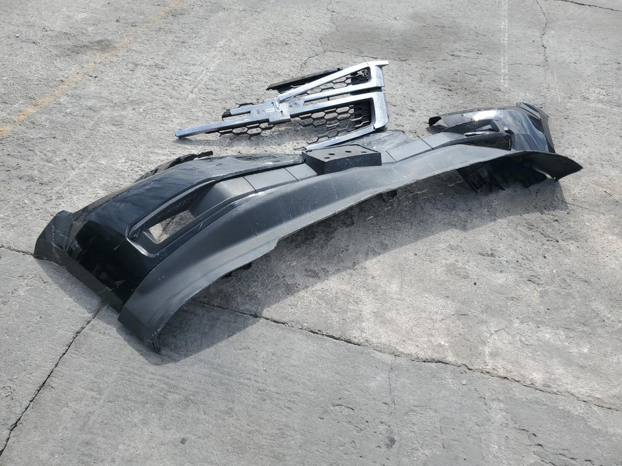 CHEVROLET SUBURBAN C1500 LS