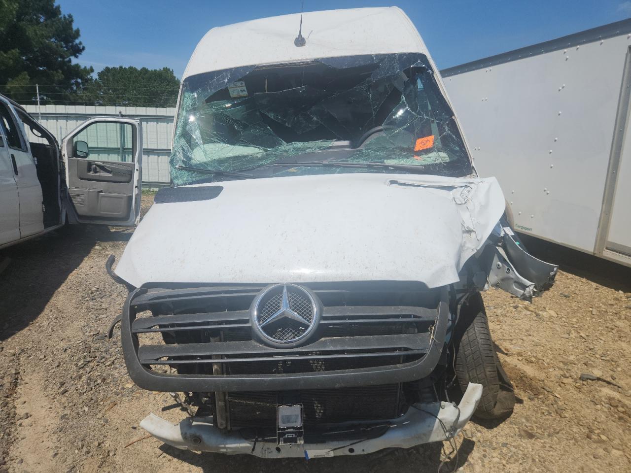 MERCEDES-BENZ SPRINTER 2500