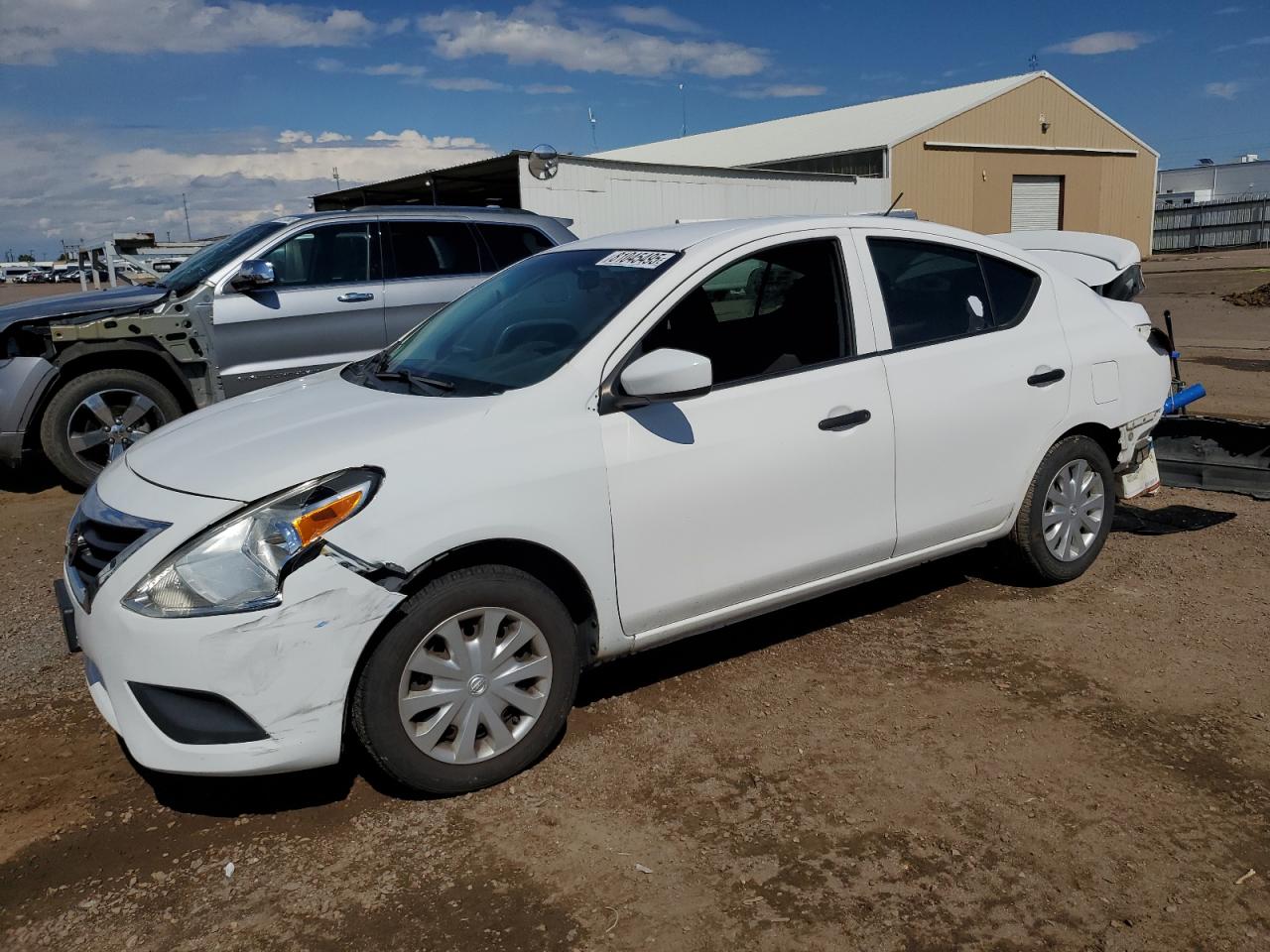 NISSAN VERSA S