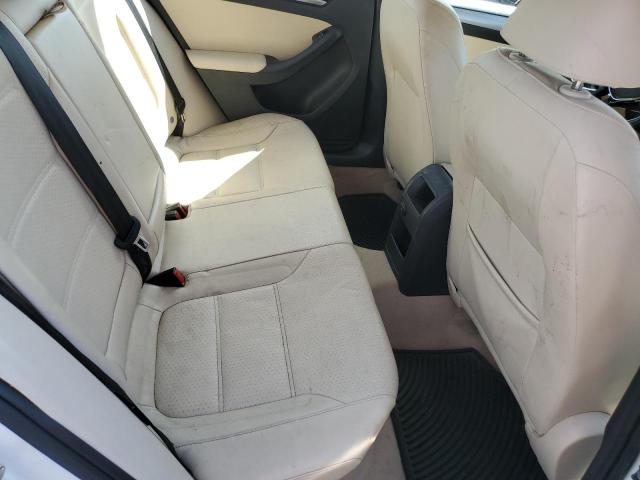 2015 VOLKSWAGEN JETTA SE 3VWD17AJ8FM251348