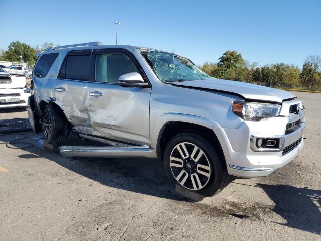 2018 TOYOTA 4RUNNER SR JTEBU5JR6J5609133