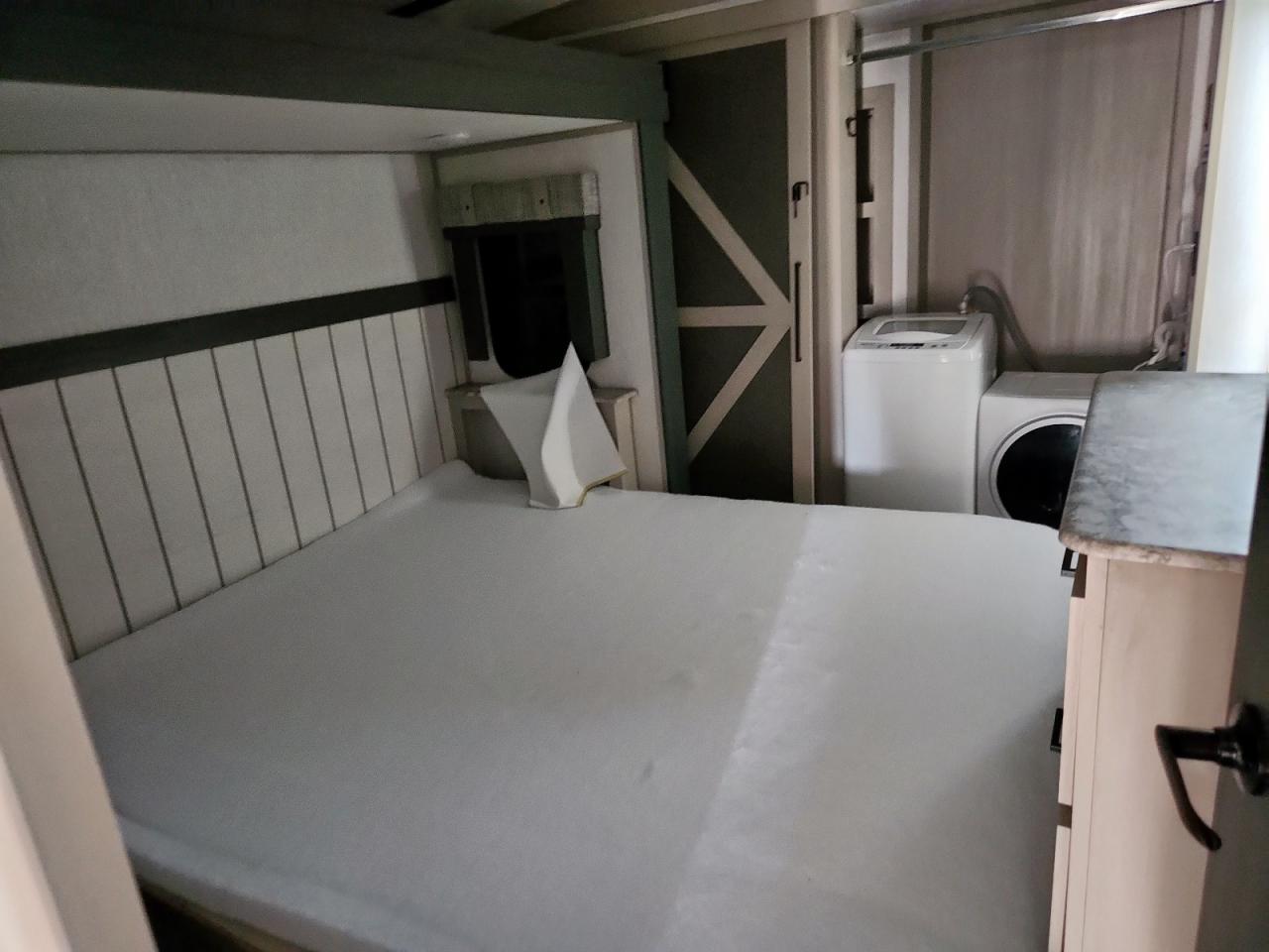 Lot #3246903230 2023 SALEM HEMISPHERE