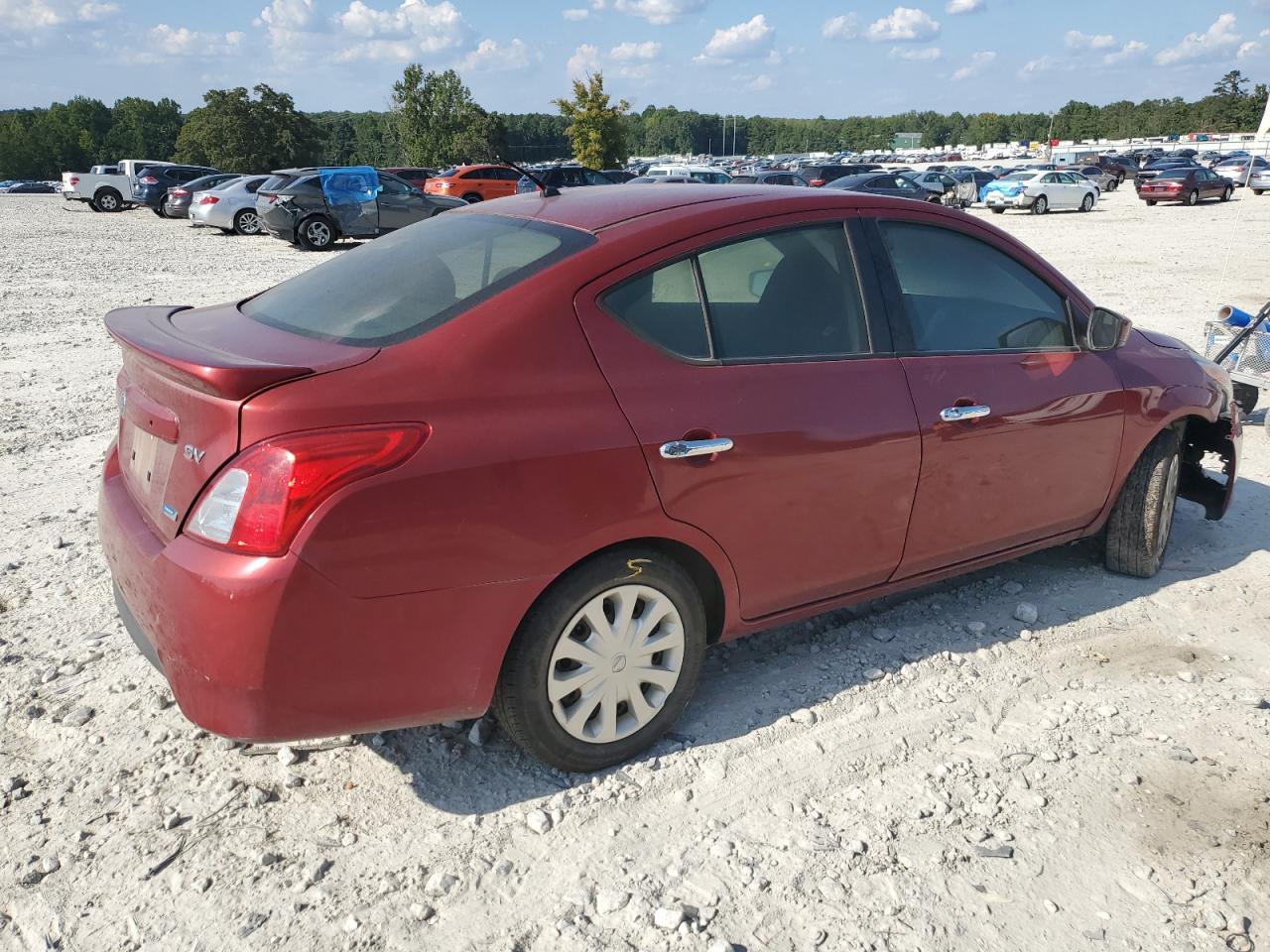 NISSAN VERSA S