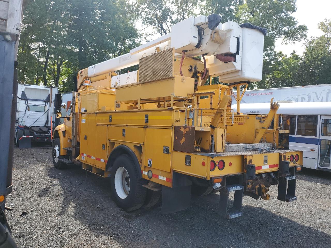 Lot #3258832789 2011 INTERNATIONAL 4400