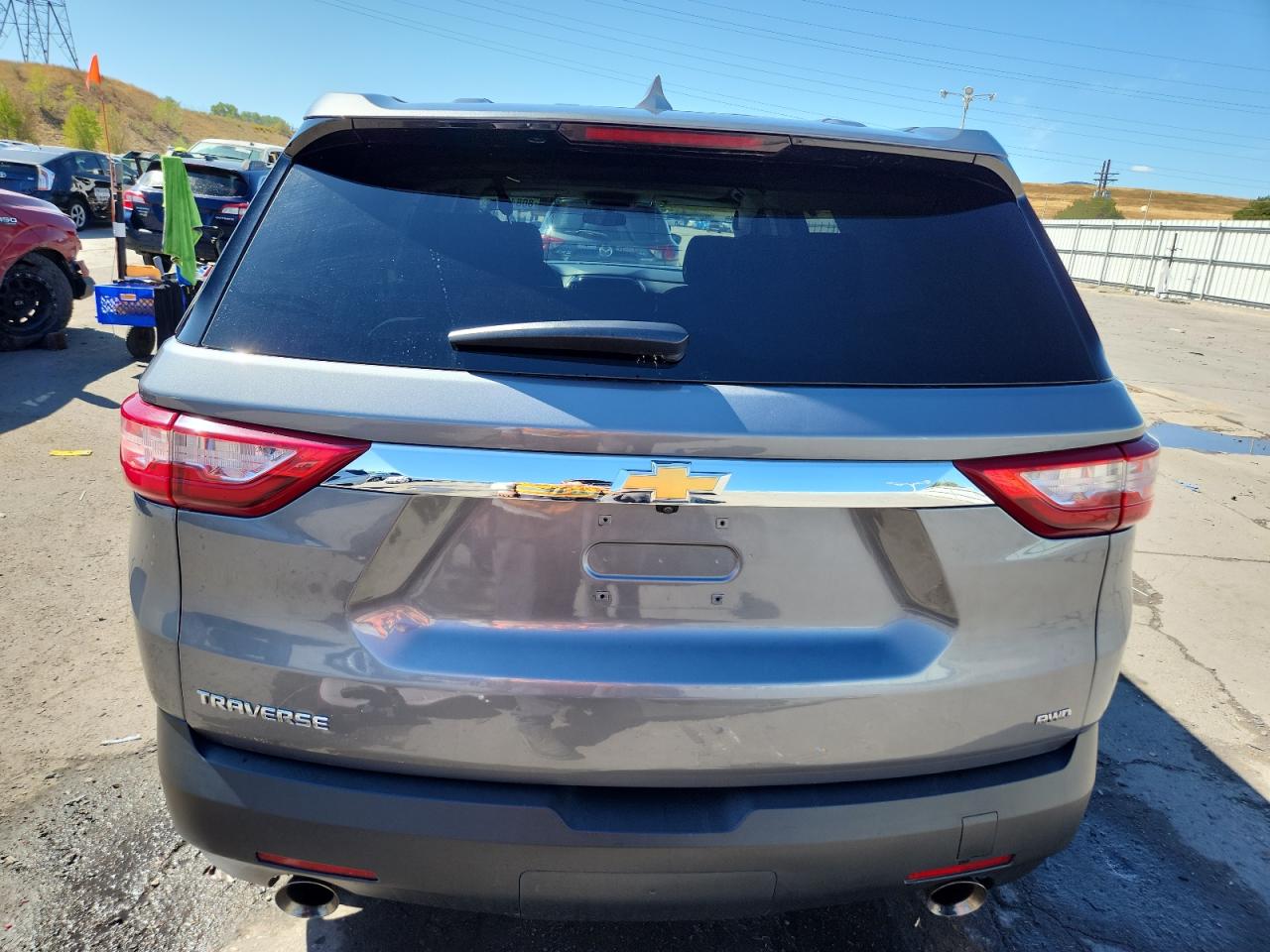 CHEVROLET TRAVERSE LS
