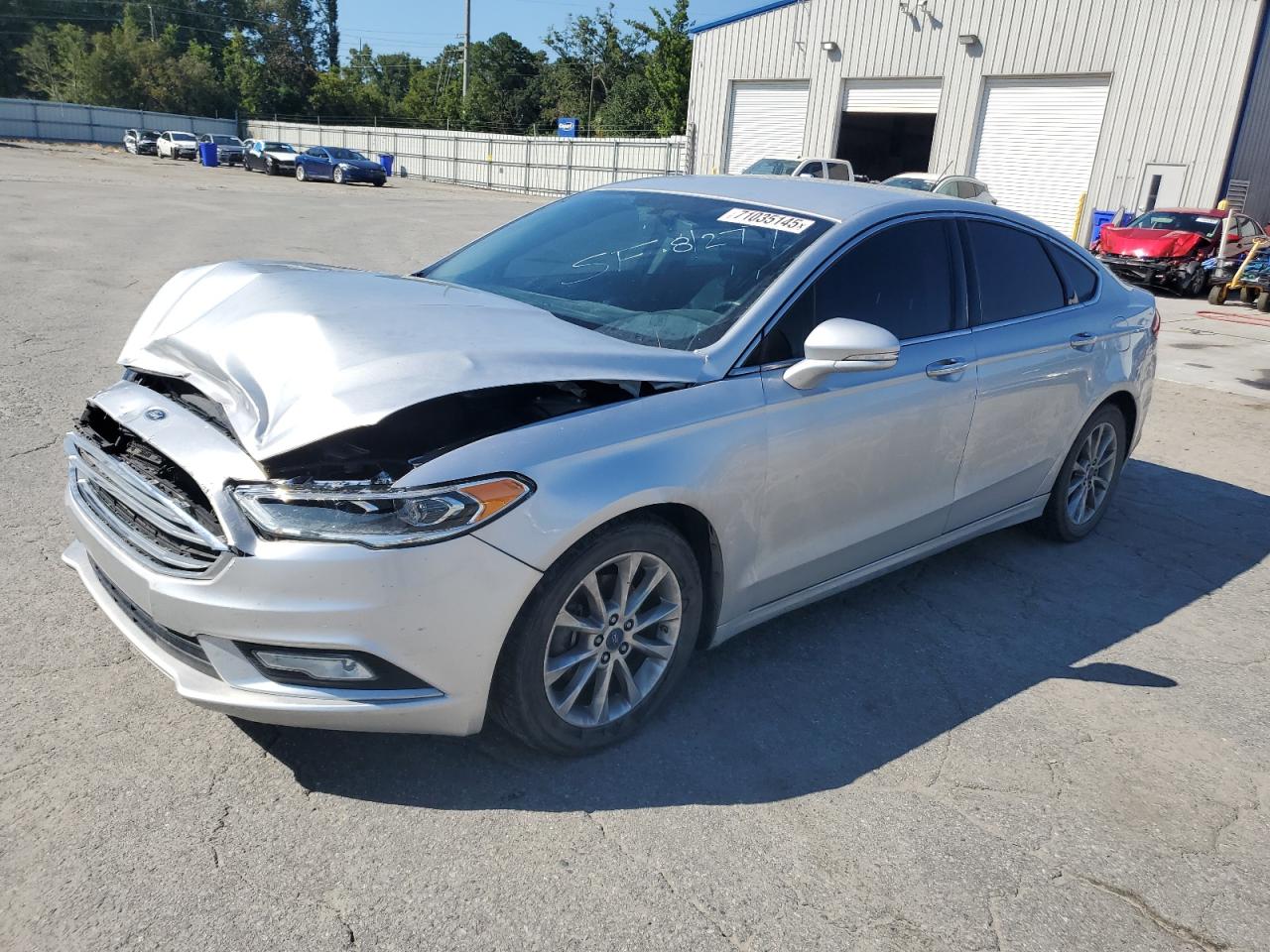 FORD FUSION SE