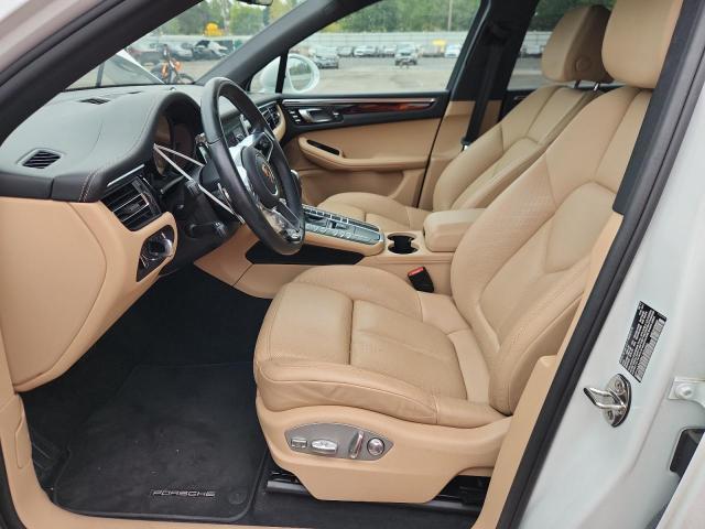 2019 PORSCHE MACAN S WP1AB2A59KLB33456