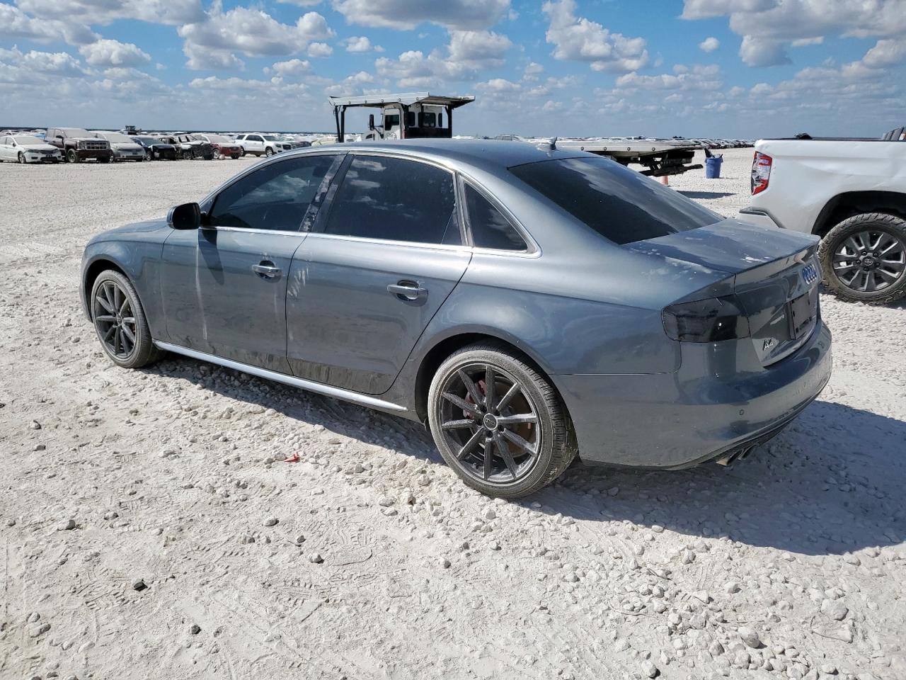 AUDI A4 PREMIUM PLUS