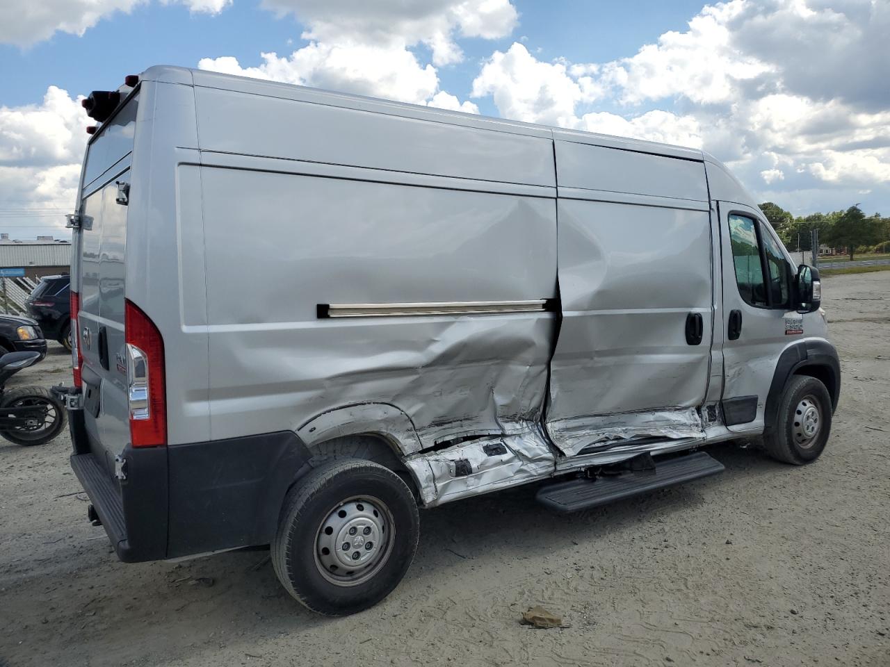 RAM PROMASTER 2500 HIGH