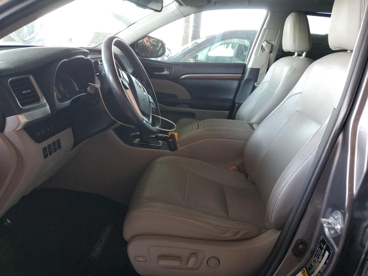 TOYOTA HIGHLANDER LIMITED