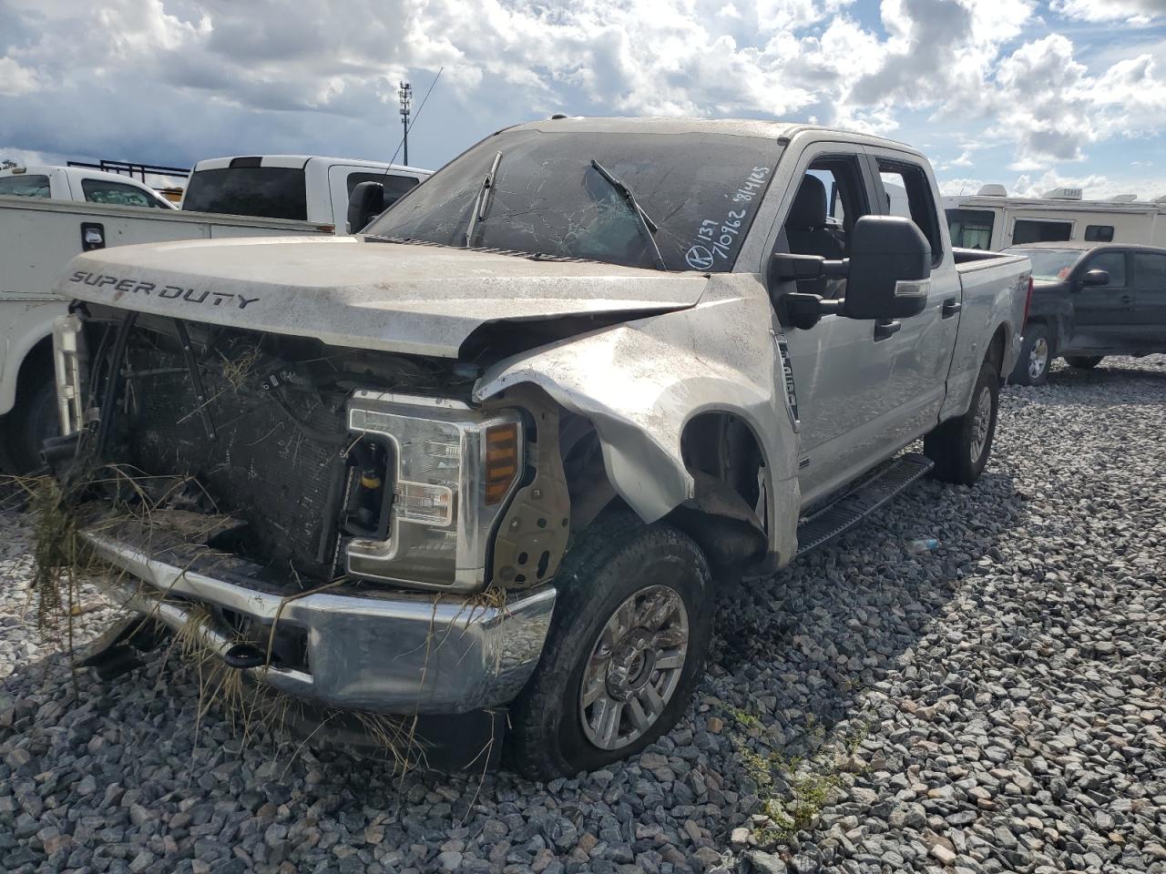 FORD F-250 SUPER DUTY