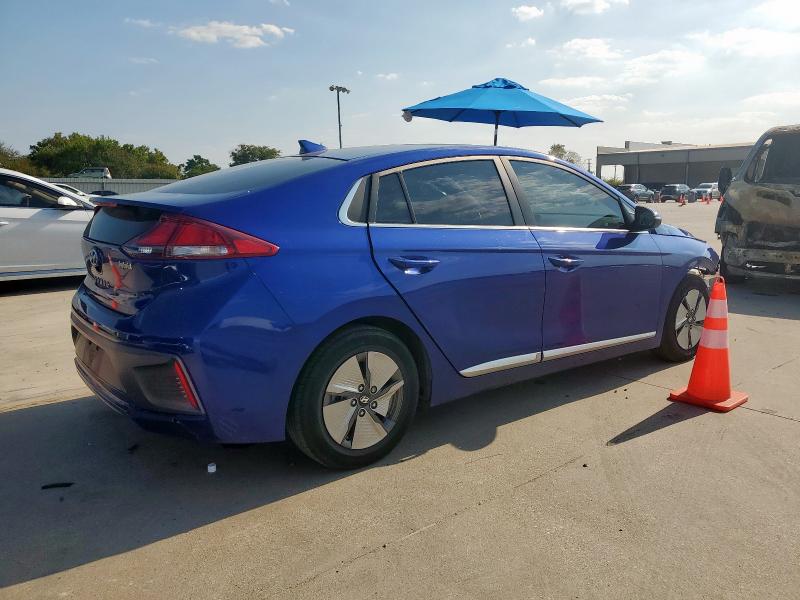 2022 HYUNDAI IONIQ SE KMHC75LC8NU269239