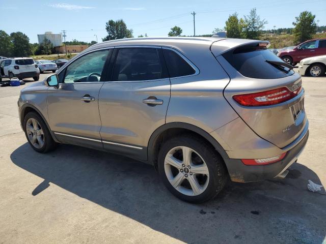 2018 LINCOLN MKC PREMIE 5LMCJ1D97JUL18757