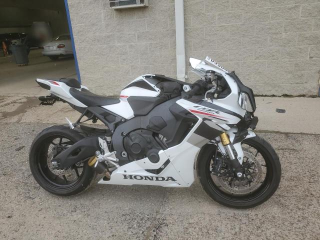 2025 HONDA CBR1000 RR #3301820367