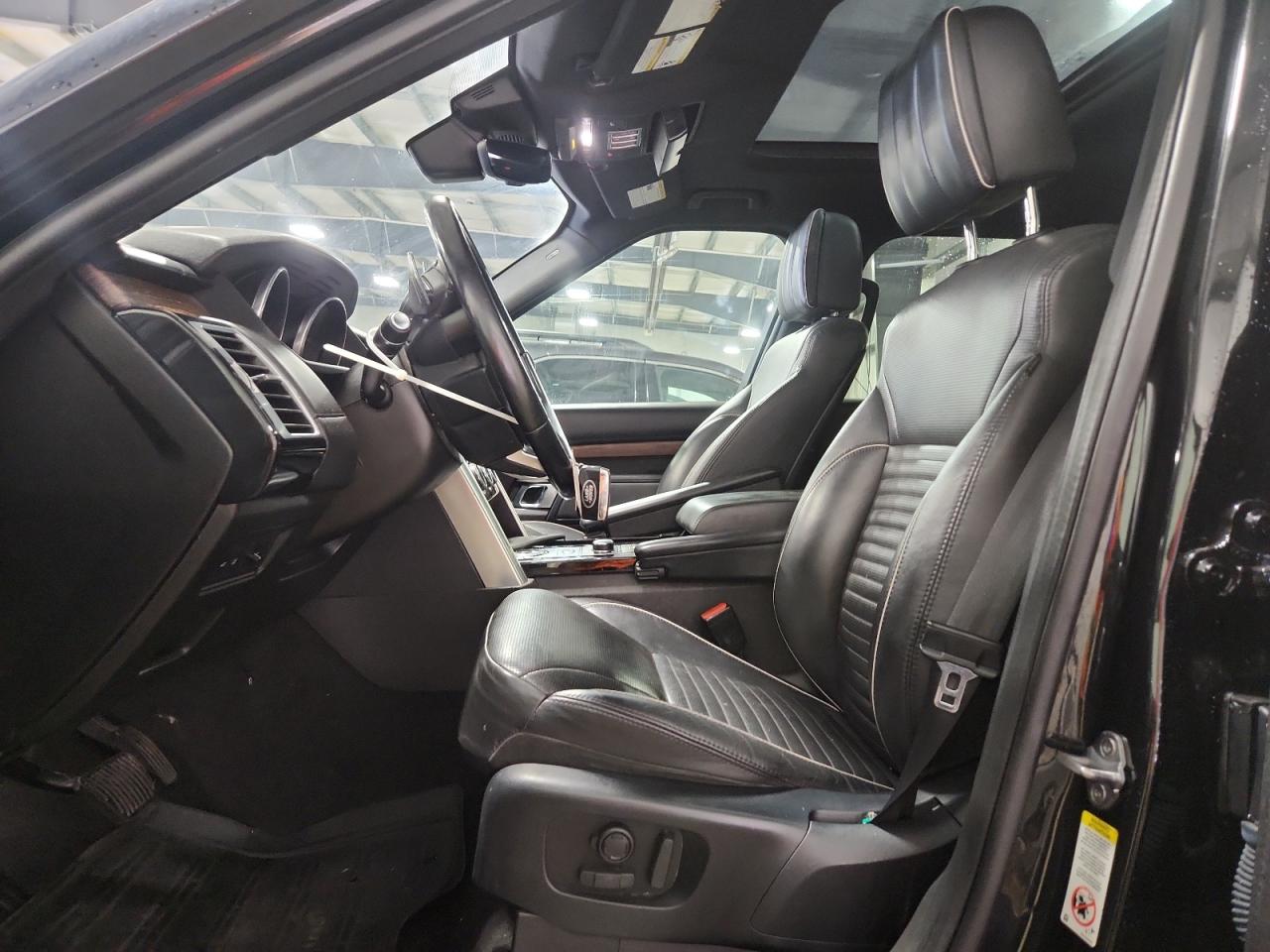 LAND ROVER DISCOVERY HSE LUXURY