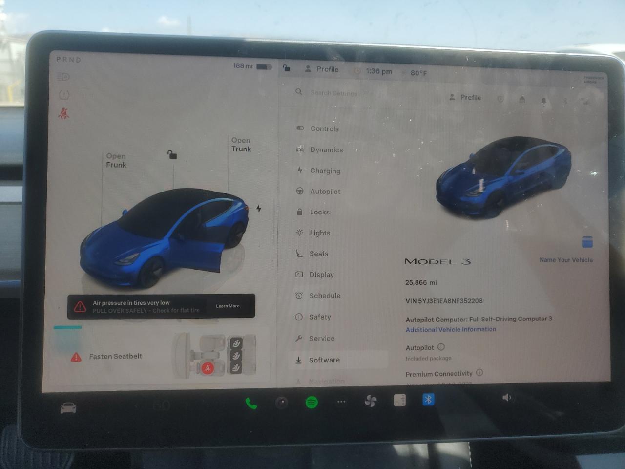 TESLA MODEL 3
