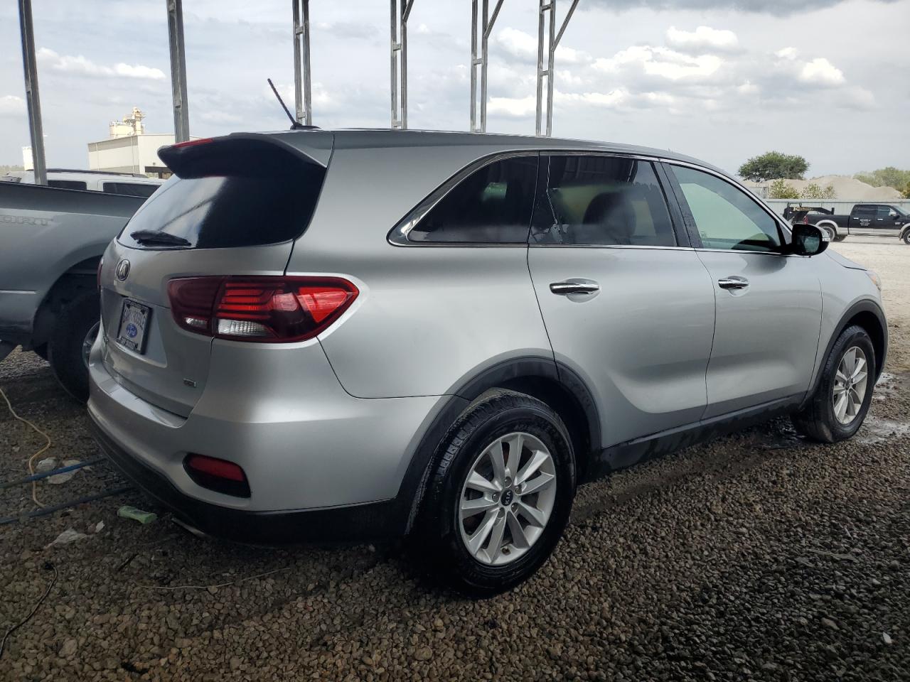 KIA SORENTO L