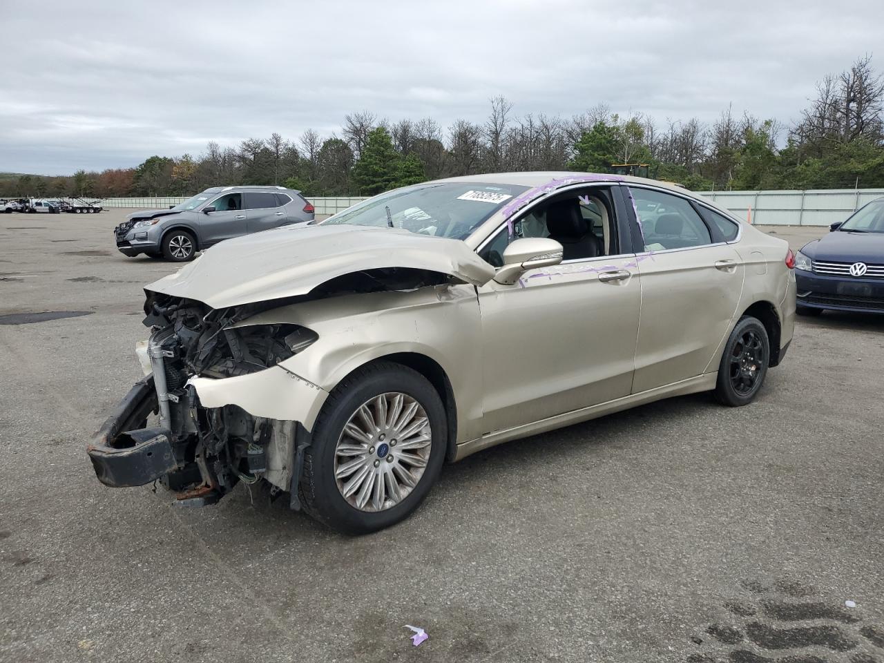 FORD FUSION SE