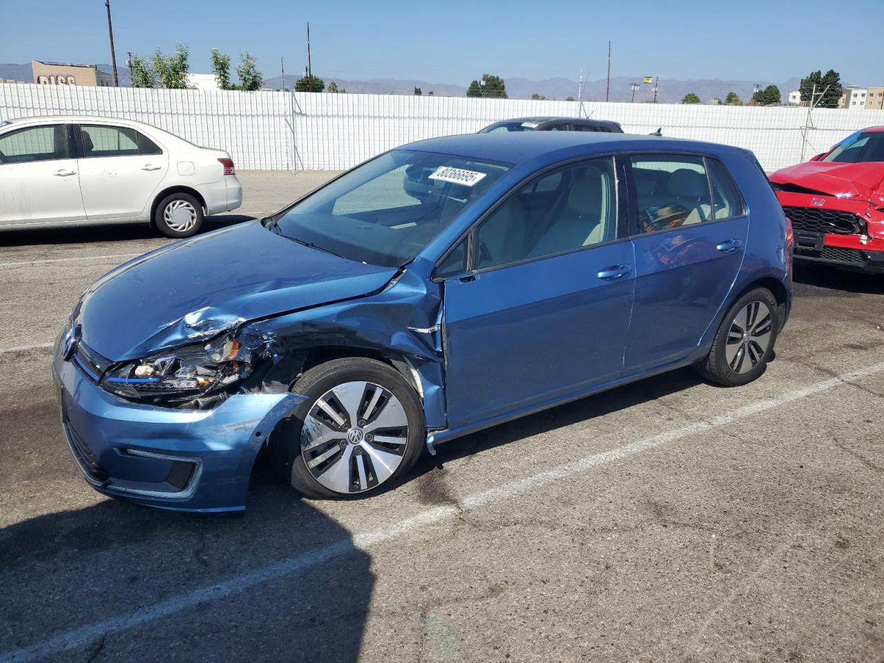 VOLKSWAGEN E-GOLF SEL PREMIUM