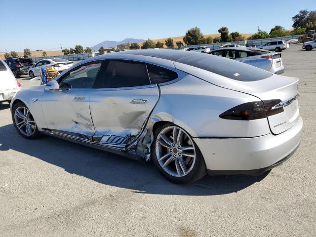 2015 TESLA MODEL S 60 5YJSA1S14FF080592