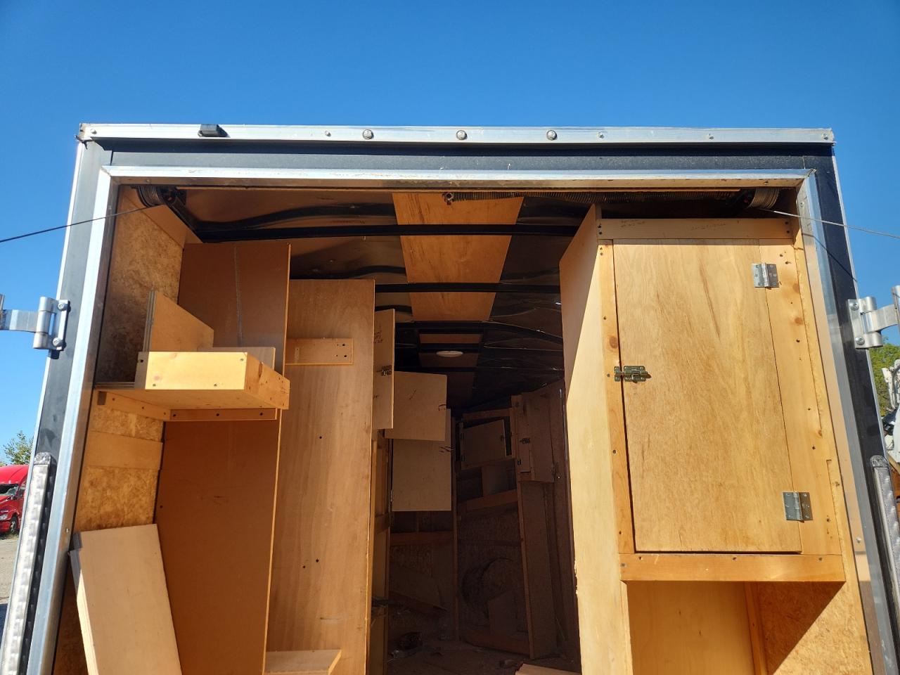 Lot #3259112119 2024 DISCOVERY TRAILER