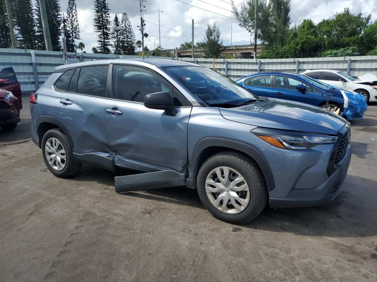 TOYOTA COROLLA CROSS L