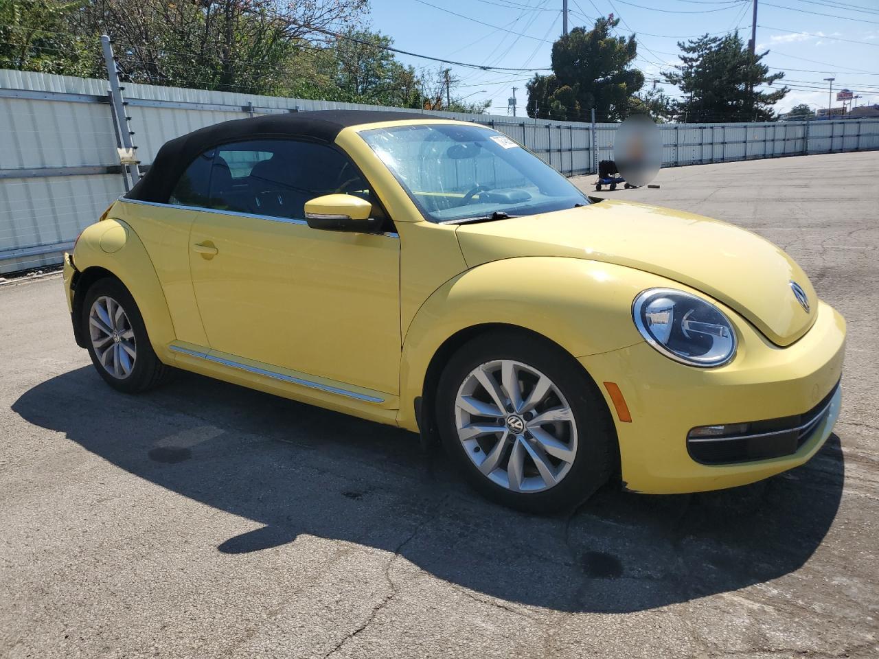 VOLKSWAGEN BEETLE