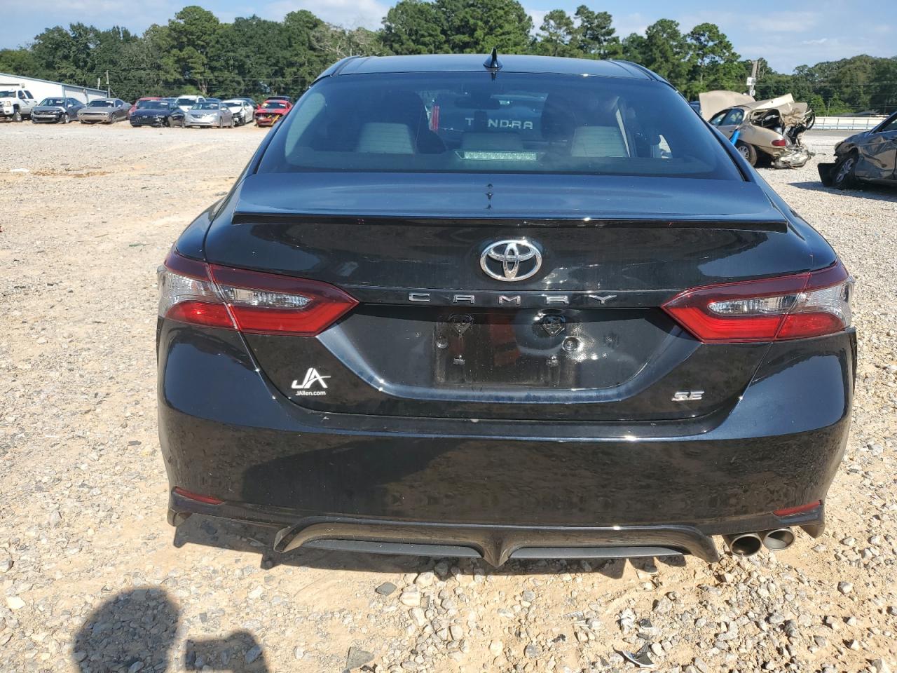 TOYOTA CAMRY SE NIGHT SHADE