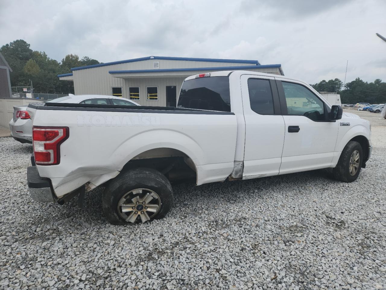 FORD F-150 SUPER CAB