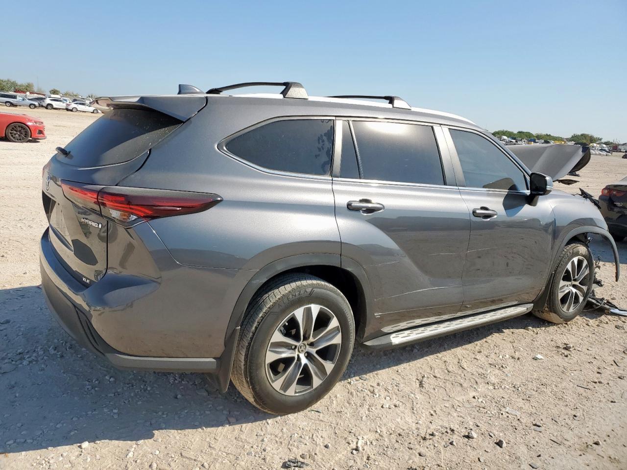 TOYOTA HIGHLANDER HYBRID XLE