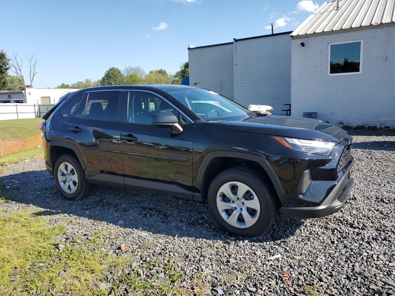 TOYOTA RAV4 LE