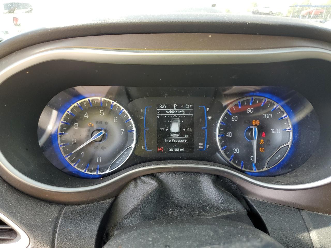 CHRYSLER VOYAGER LXI