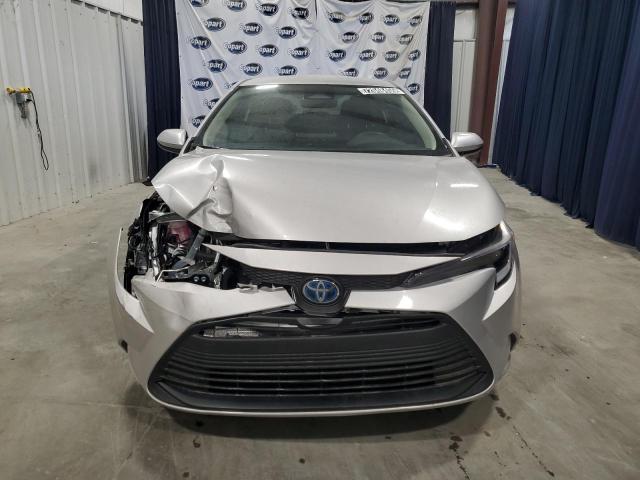 2025 TOYOTA COROLLA LE JTDBCMFE5S3076406