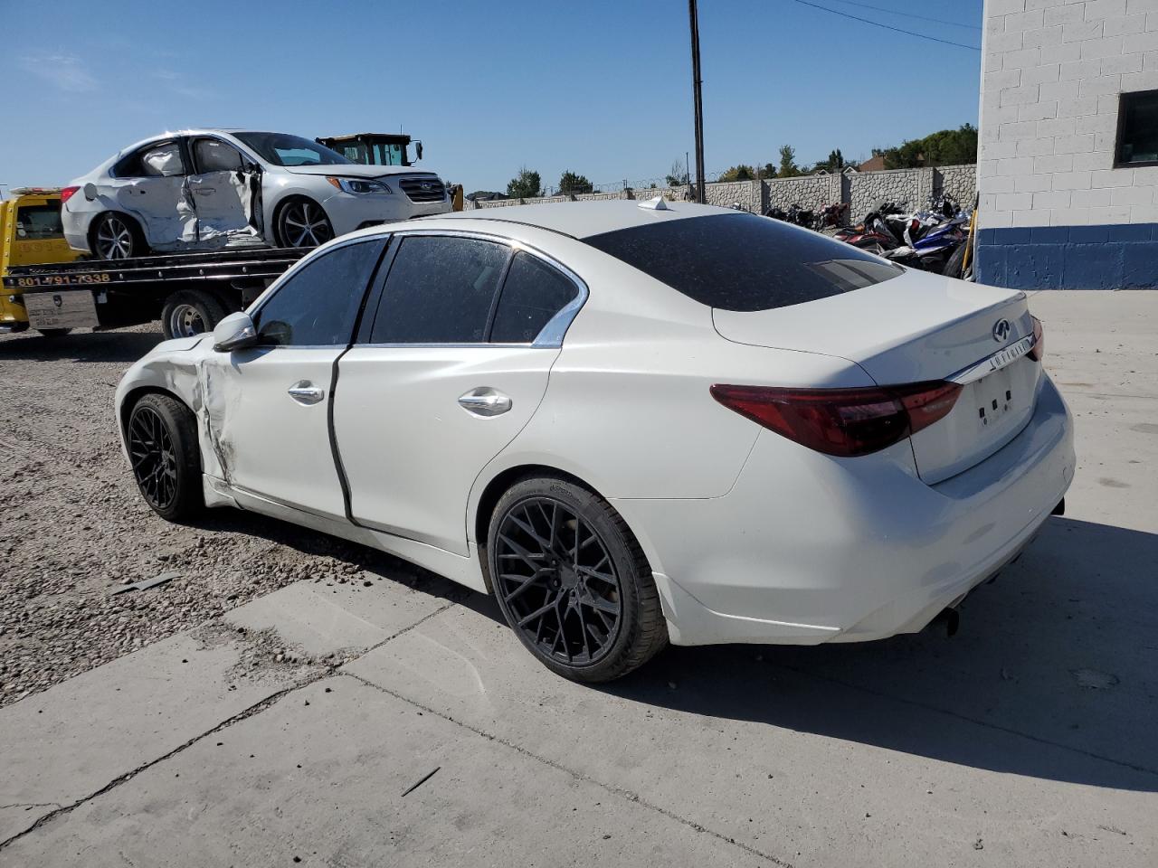 INFINITI Q50 LUXE