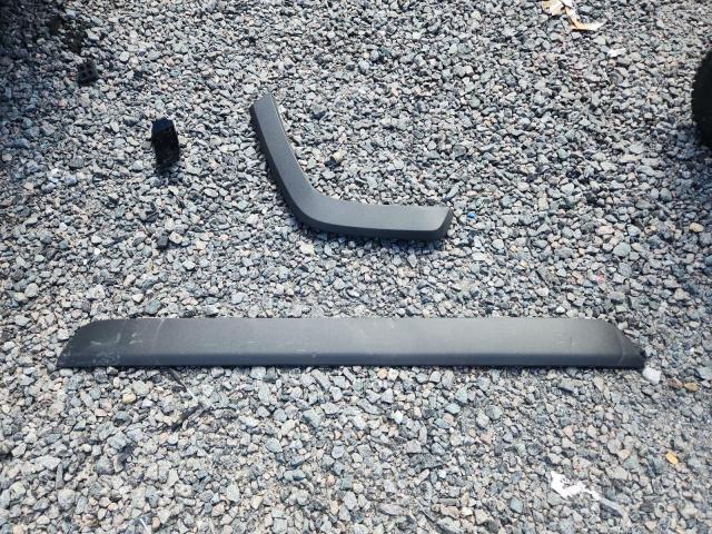 2025 TOYOTA RAV4 XLE PREMIUM 2T3C1RFV1SC324351