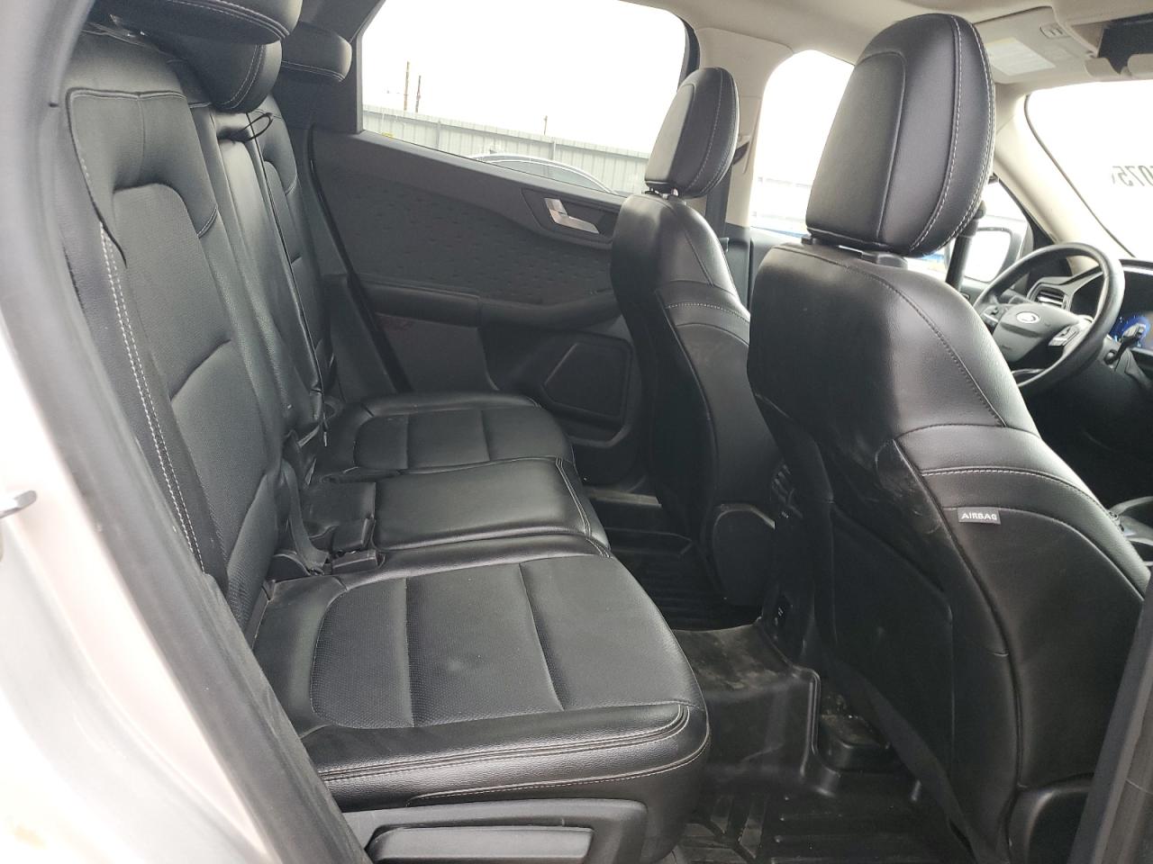 FORD ESCAPE TITANIUM