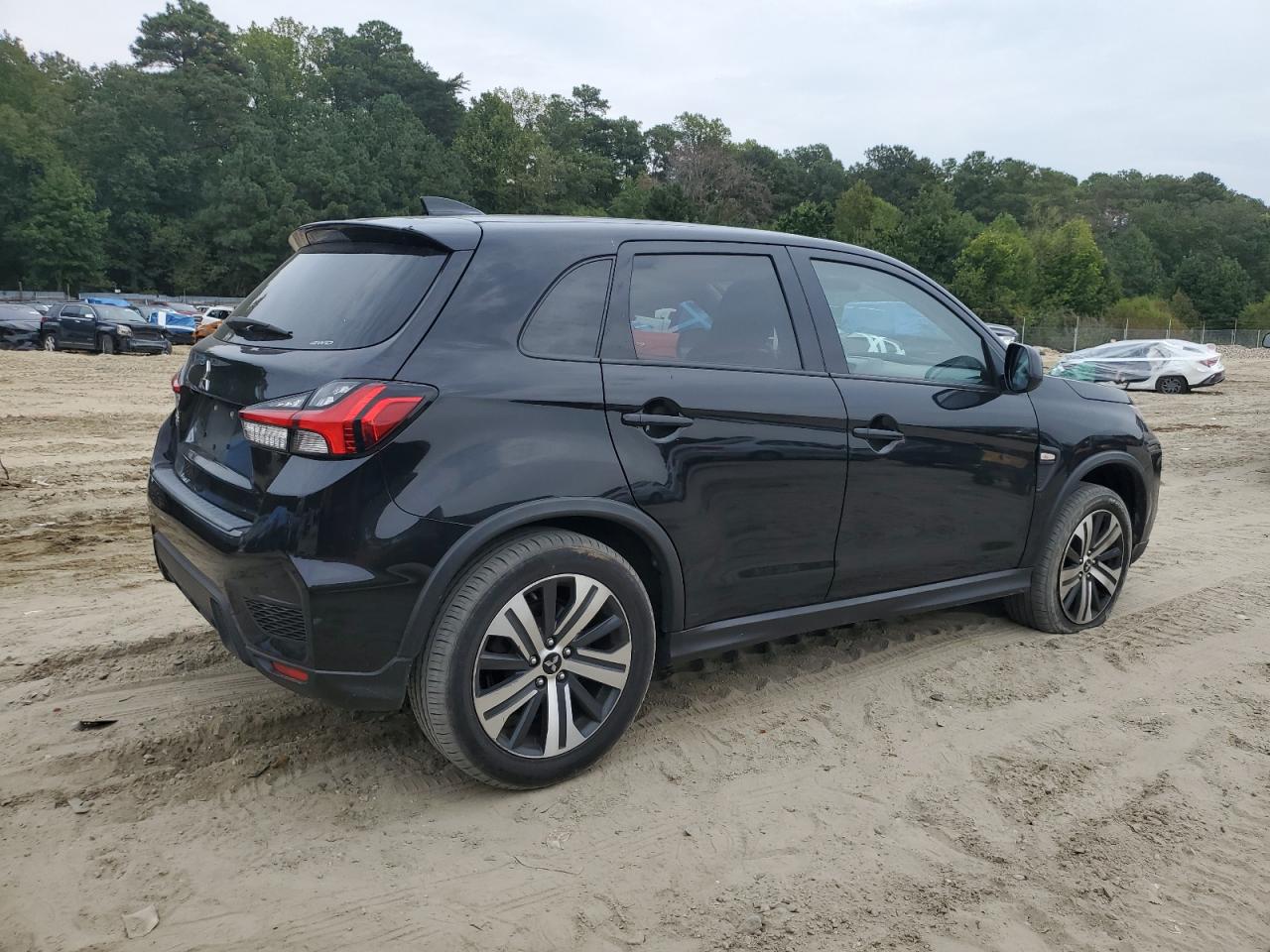 MITSUBISHI OUTLANDER S/SE